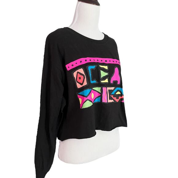 Ocean Pacific Icons of Culture Cropped Long Sleeve Graphic Tee Urban Outfitters - Picture 3 of 8
